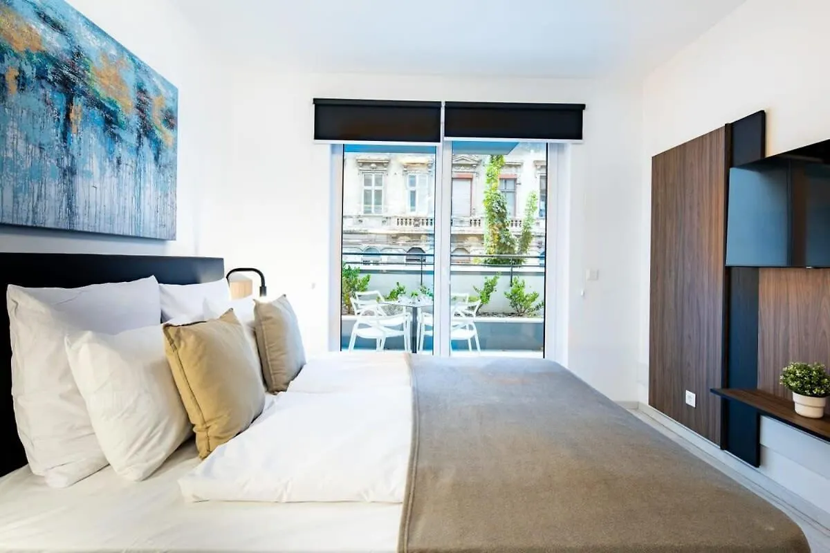 Terrace Garden - Free Parking - New And Cozy Apartment Budapest