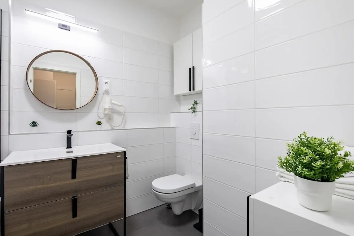 Terrace Garden - Free Parking - New And Cozy Apartment Budapest