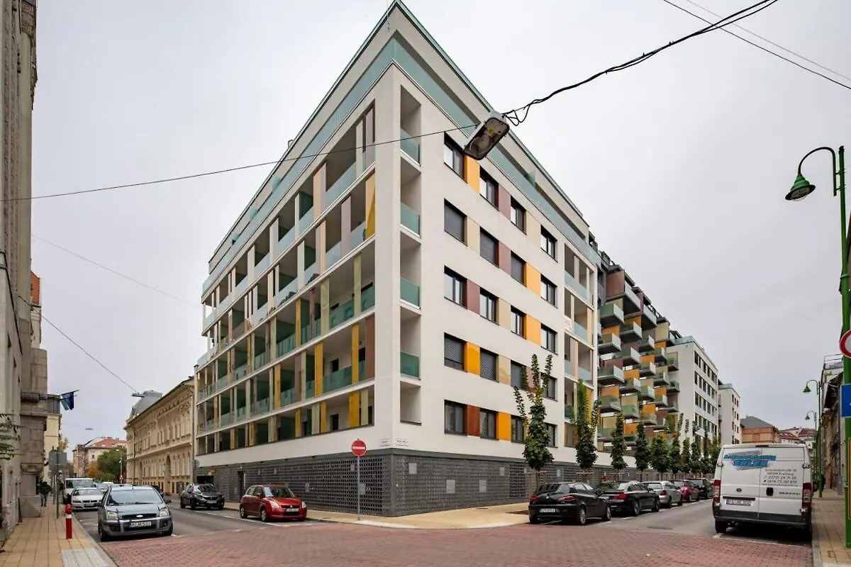 Terrace Garden - Free Parking - New And Cozy Apartment Budapest