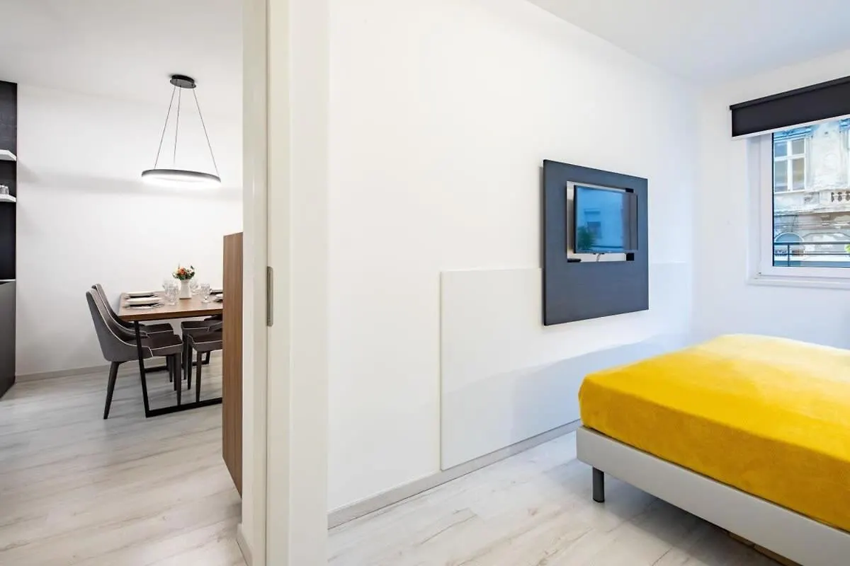 Terrace Garden - Free Parking - New And Cozy Apartment Budapest