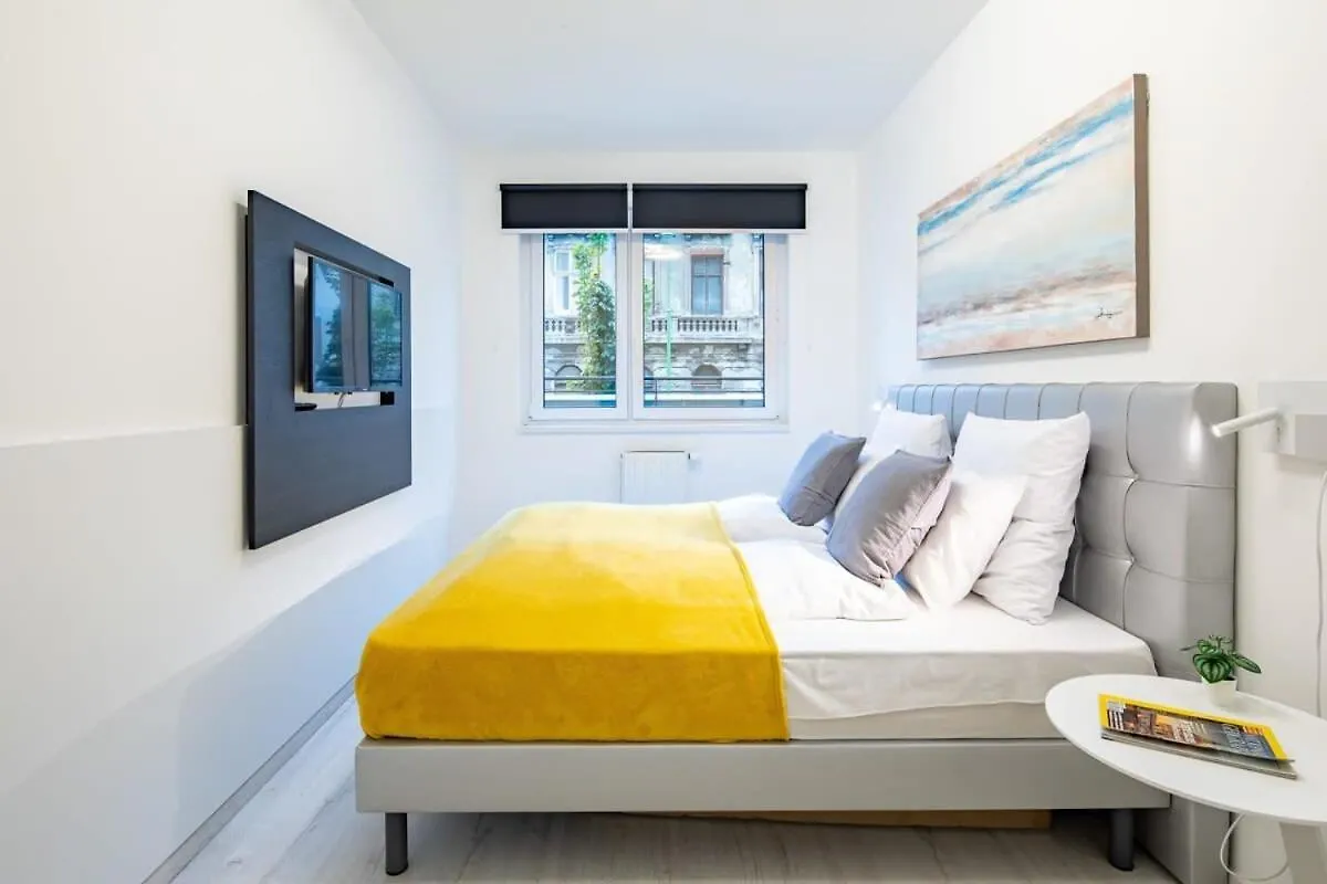 Terrace Garden - Free Parking - New And Cozy Apartment Budapest