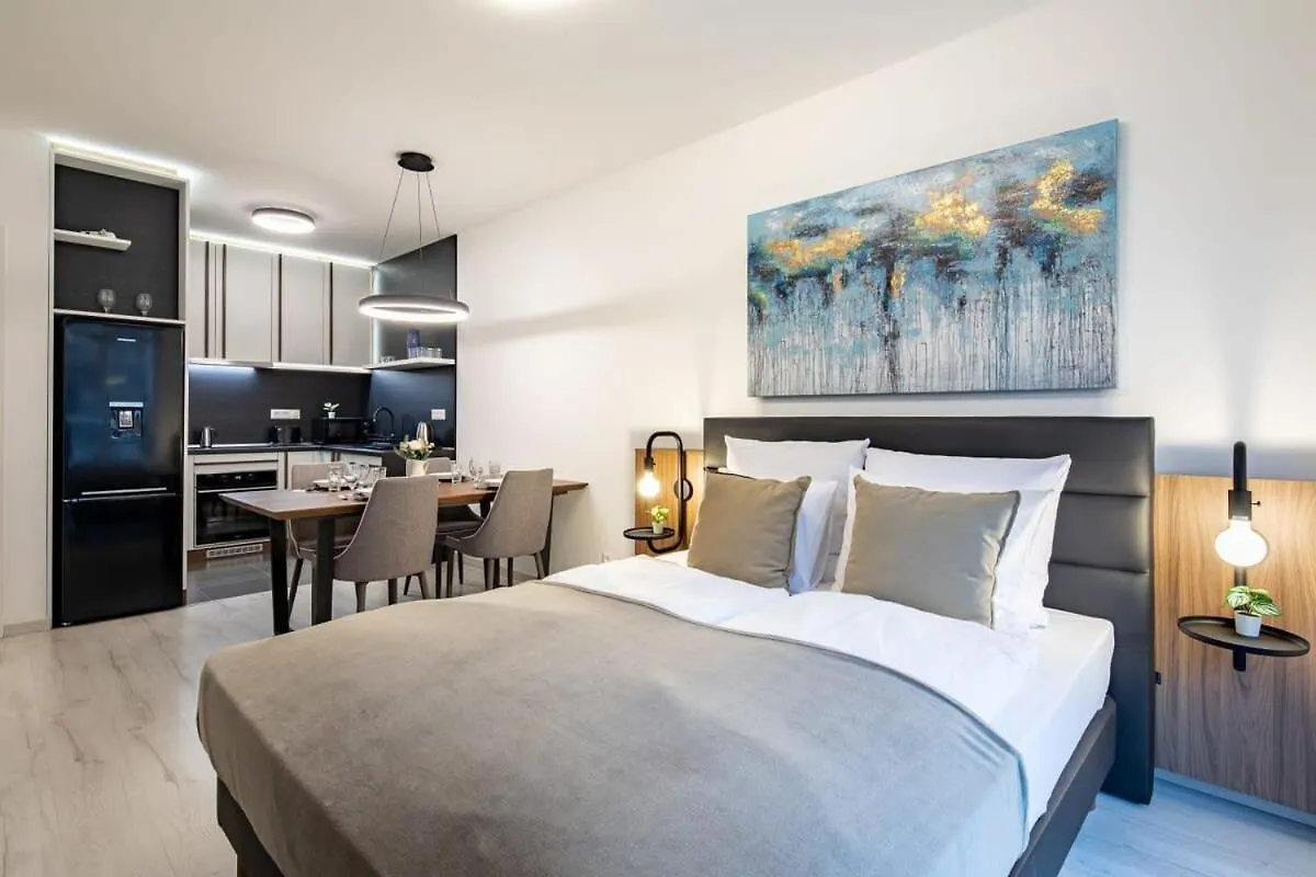 Terrace Garden - Free Parking - New And Cozy Apartment Budapest