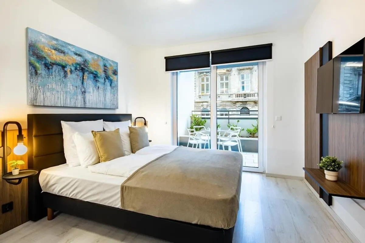Terrace Garden - Free Parking - New And Cozy location